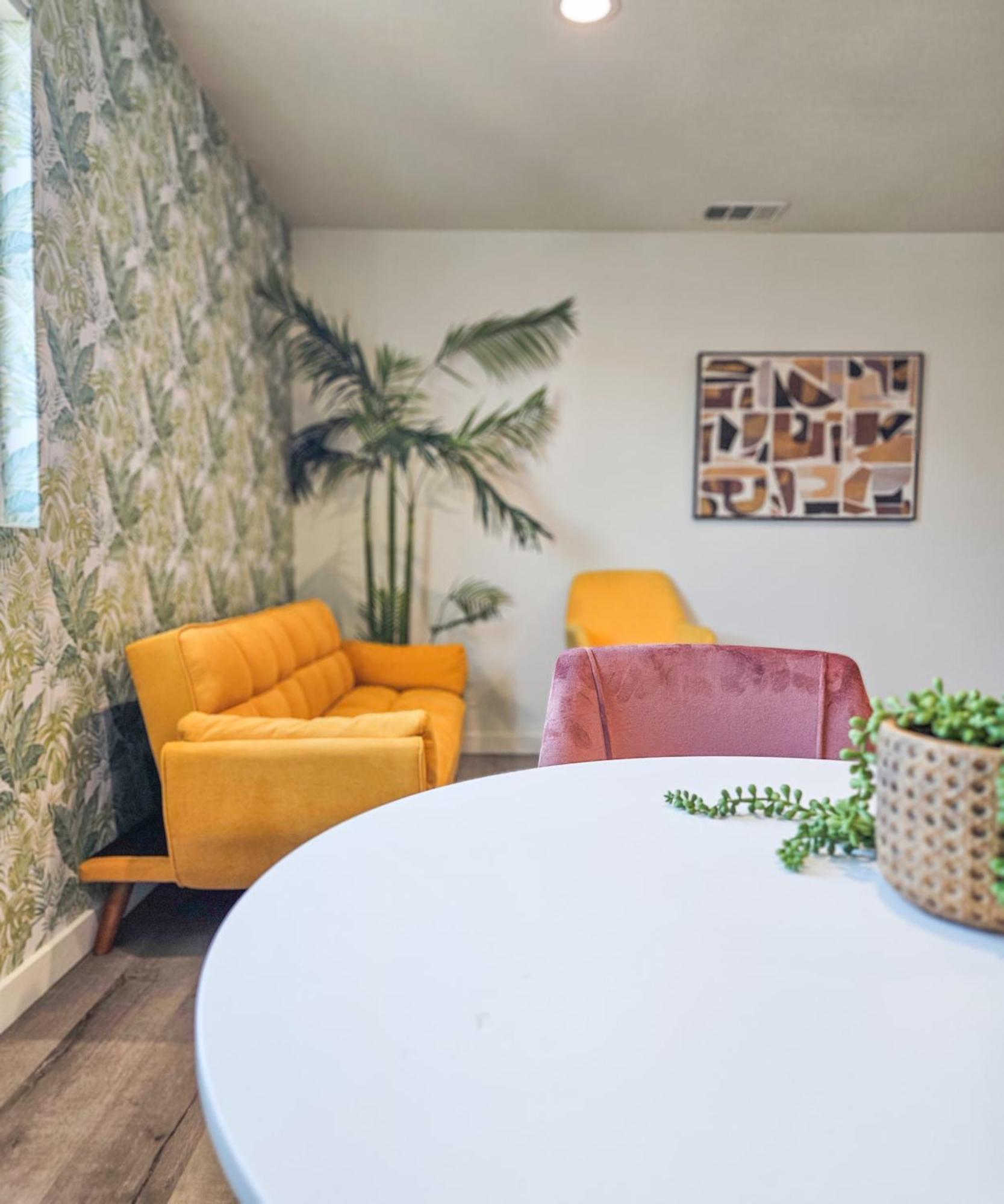 Forty First Place - Boutique * Los Angeles